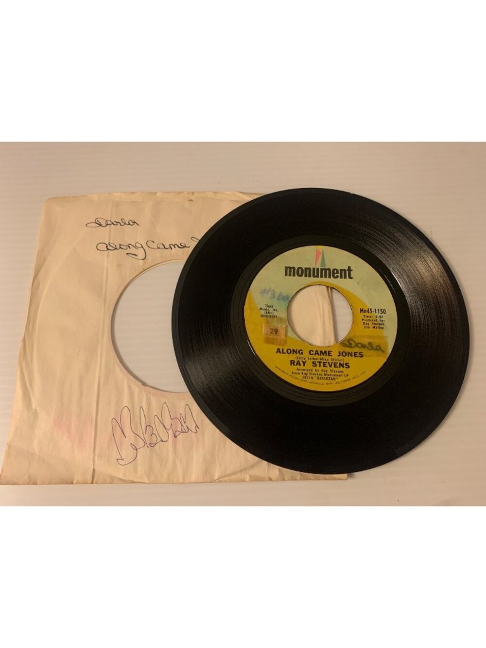 Vintage 45 RPM Vinyl Record Ray Stevens "Yakety Yak" & "Along Came Jones"